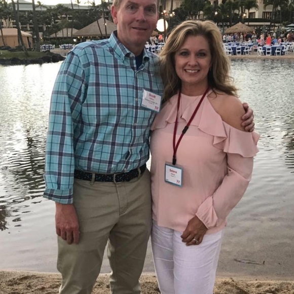 Meet your Posher, Selenna - Picture 4 of 7